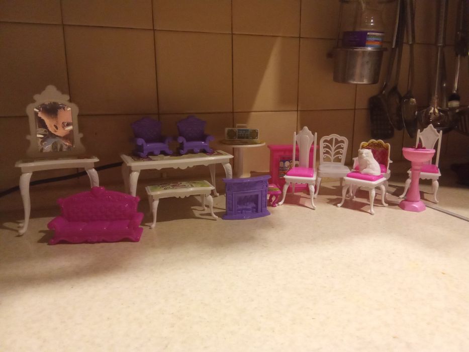 Детская игрушечная мебель