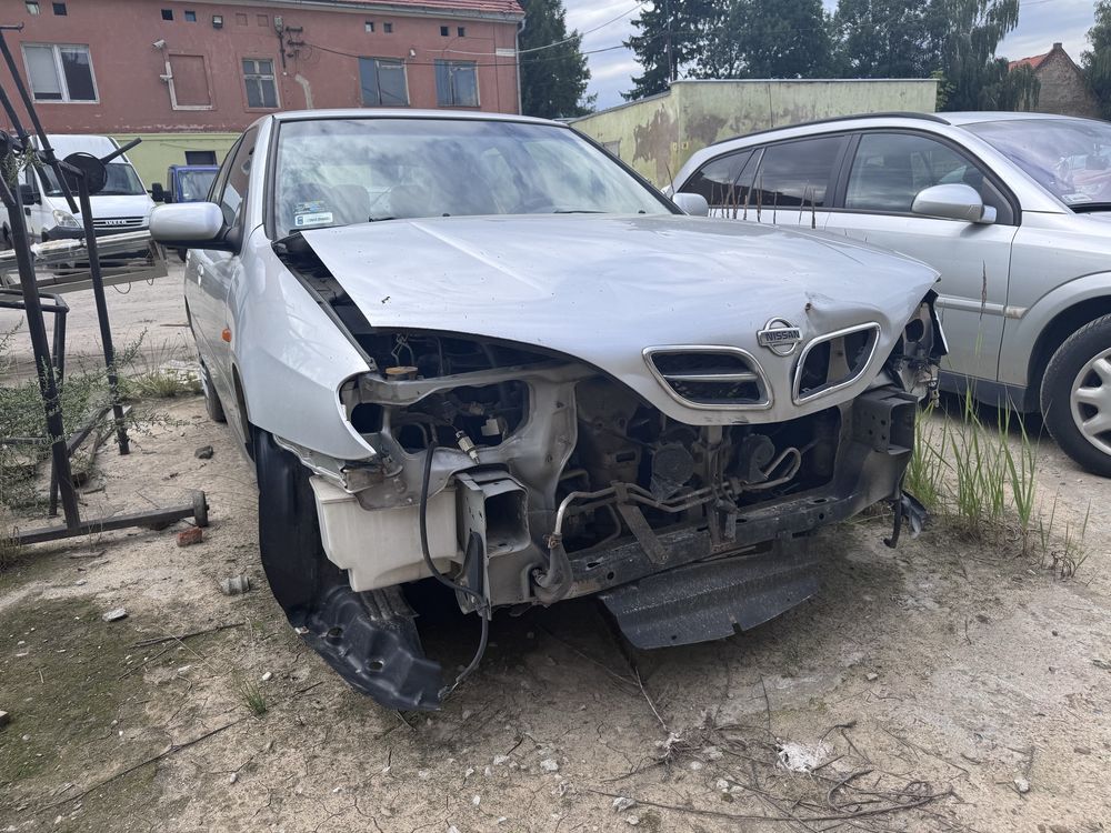 Nissan Primera P11 po stłuczce