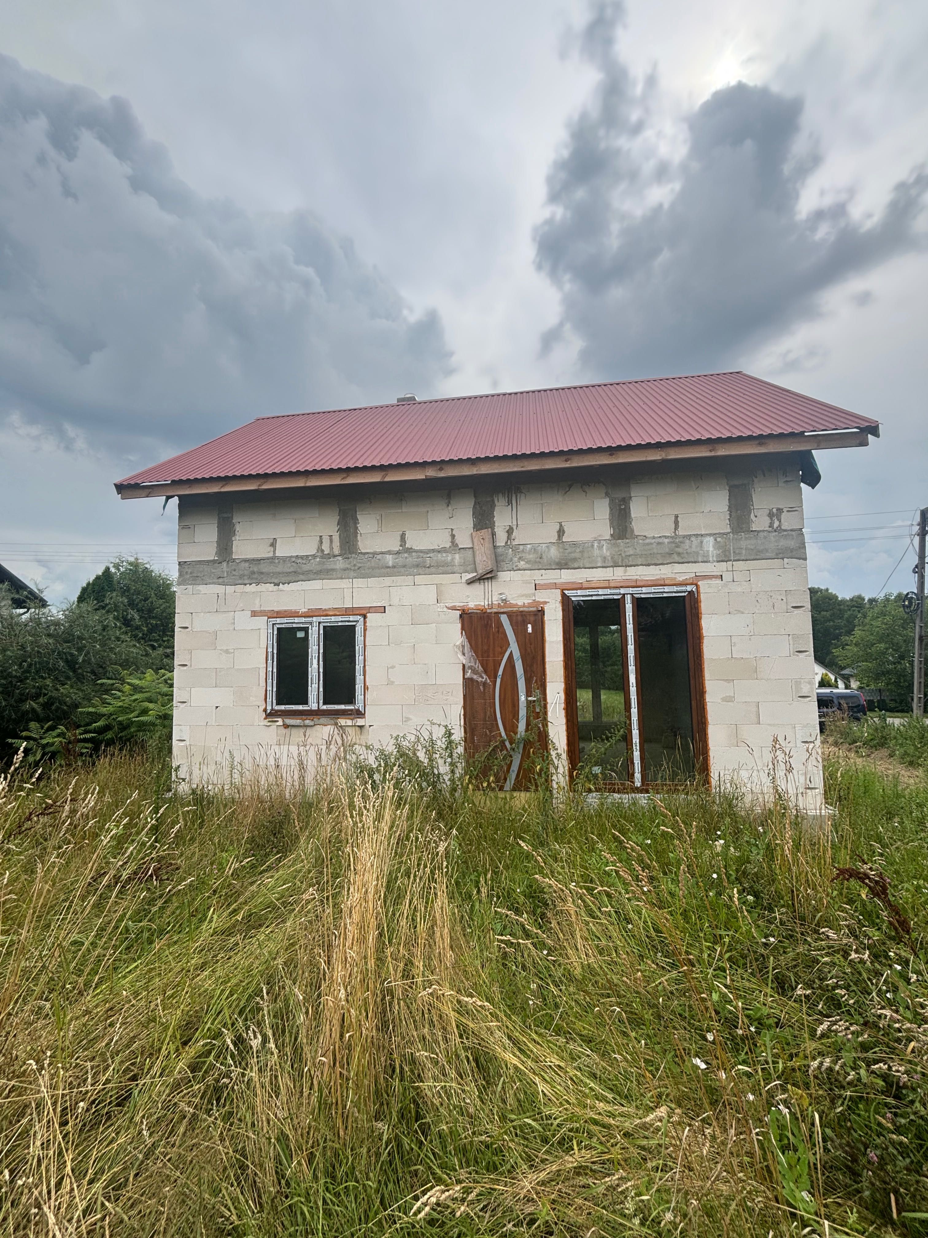Maly dom ok 53m2 SSZ na Roztoczu duza dzialka ok
