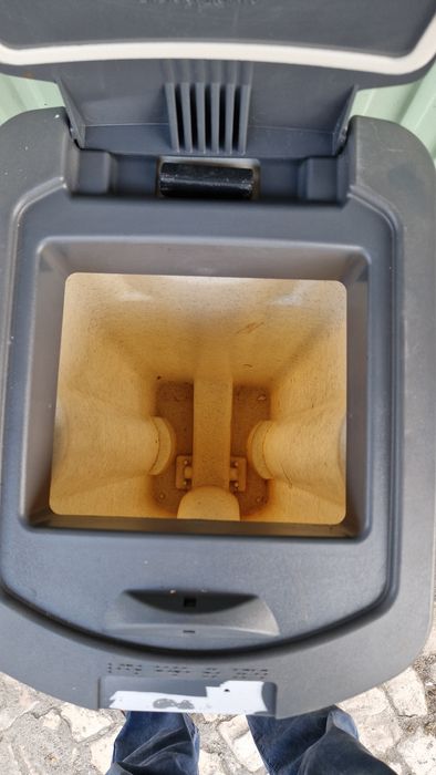 Lixeira com pedal 50L caixote lixo