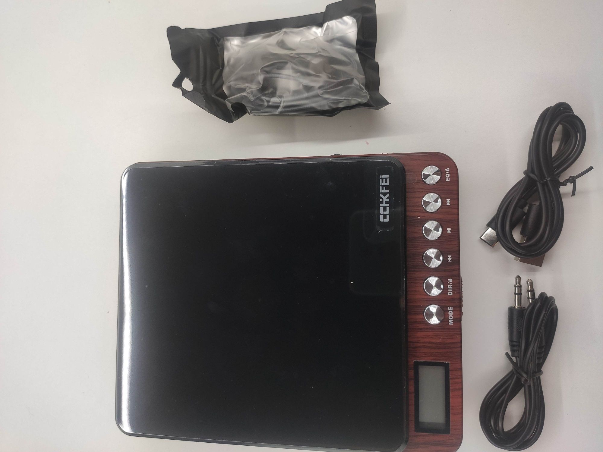 CD-плеєр Cchkfei Portable CD Player CW606 Портативний CD-плеєр із наву