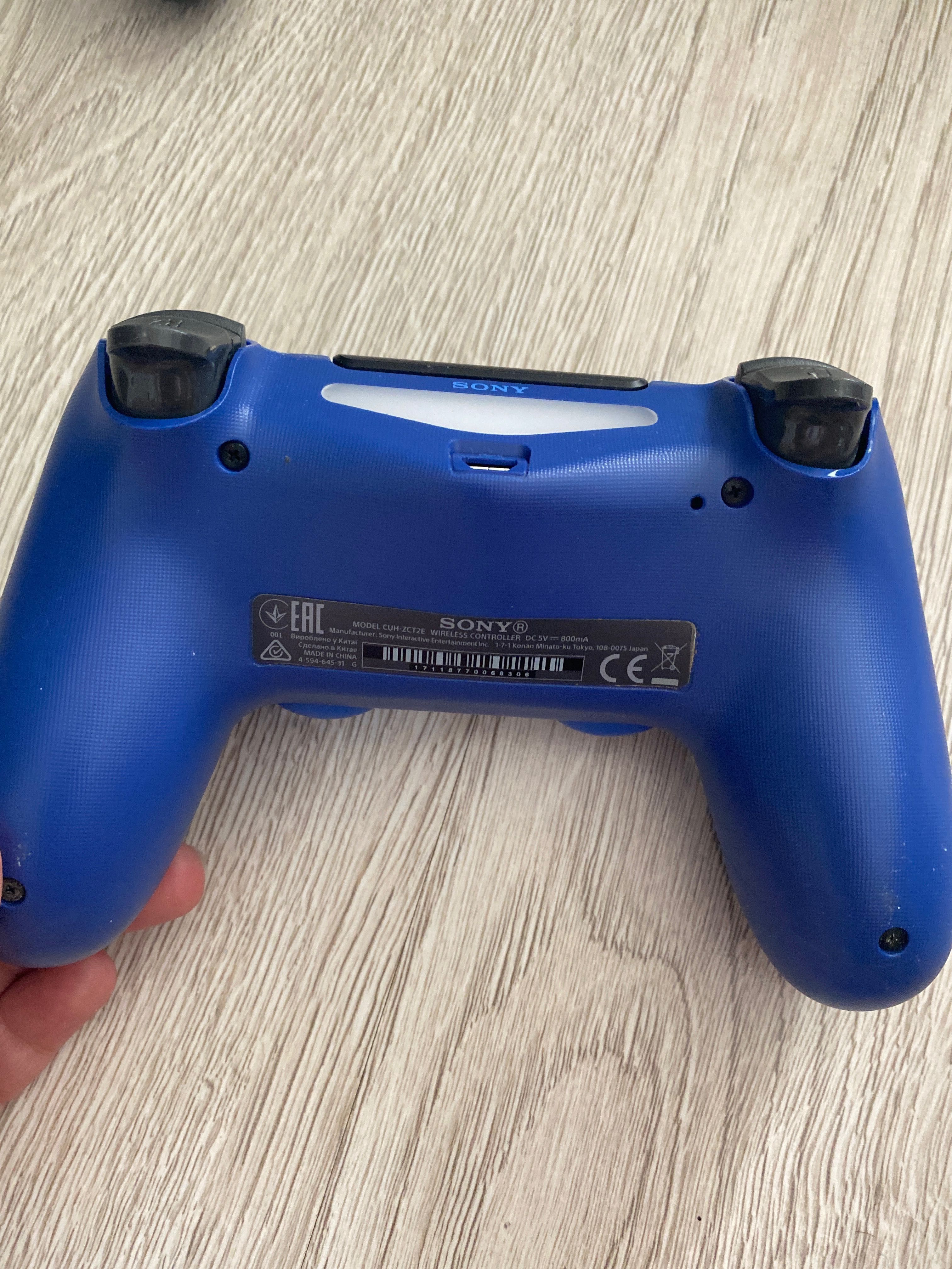 Granatowy używany pad ps4