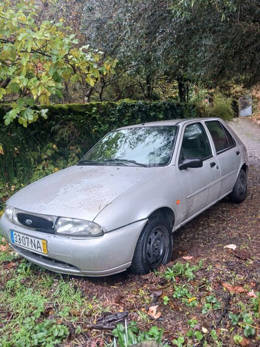 Ford Fiesta 1.4 chia APENAS HOJE