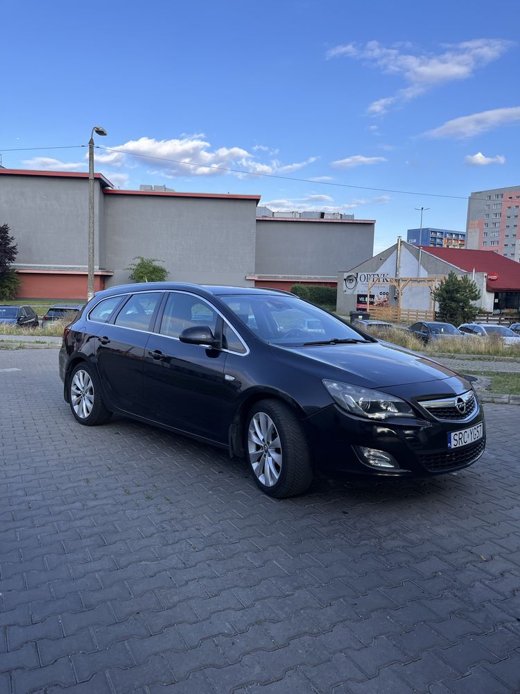 Opel astra j 2.0 CDTI 2011