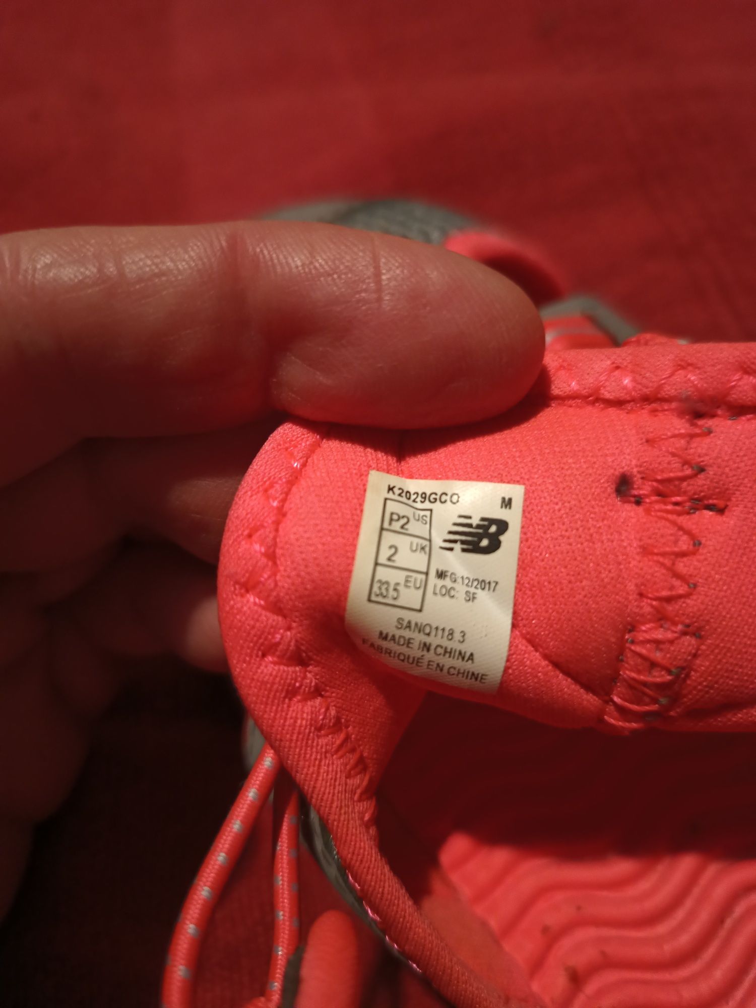 Sandałki dziecięce new balance 33