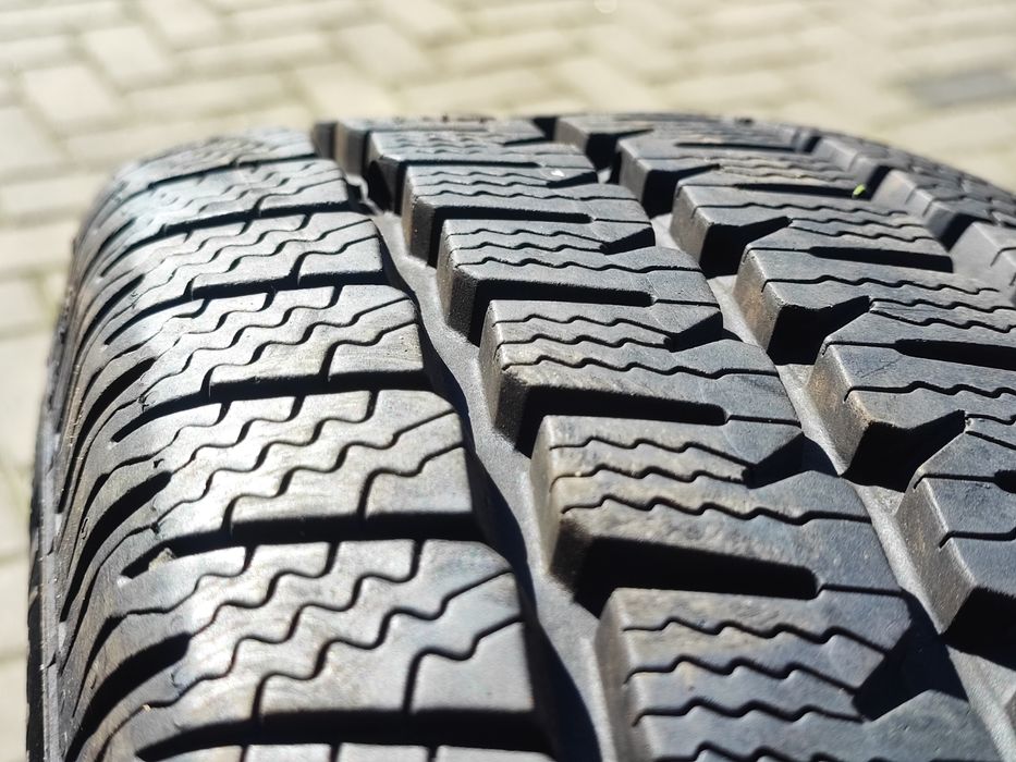 Koła opony zimowe Transit 5x160 195/70 R15C