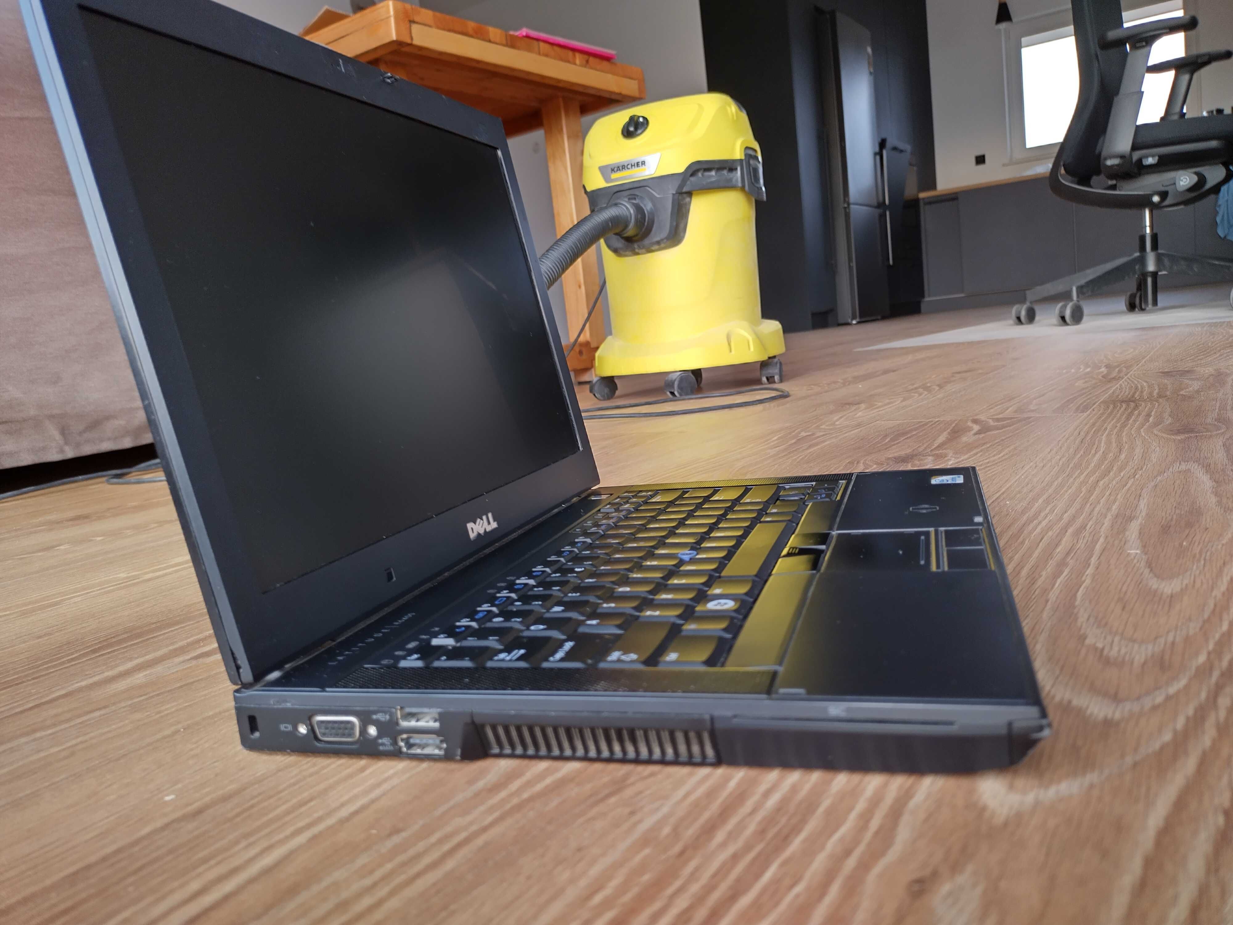 14" DELL Latitude E6400 + stacja dokująca
