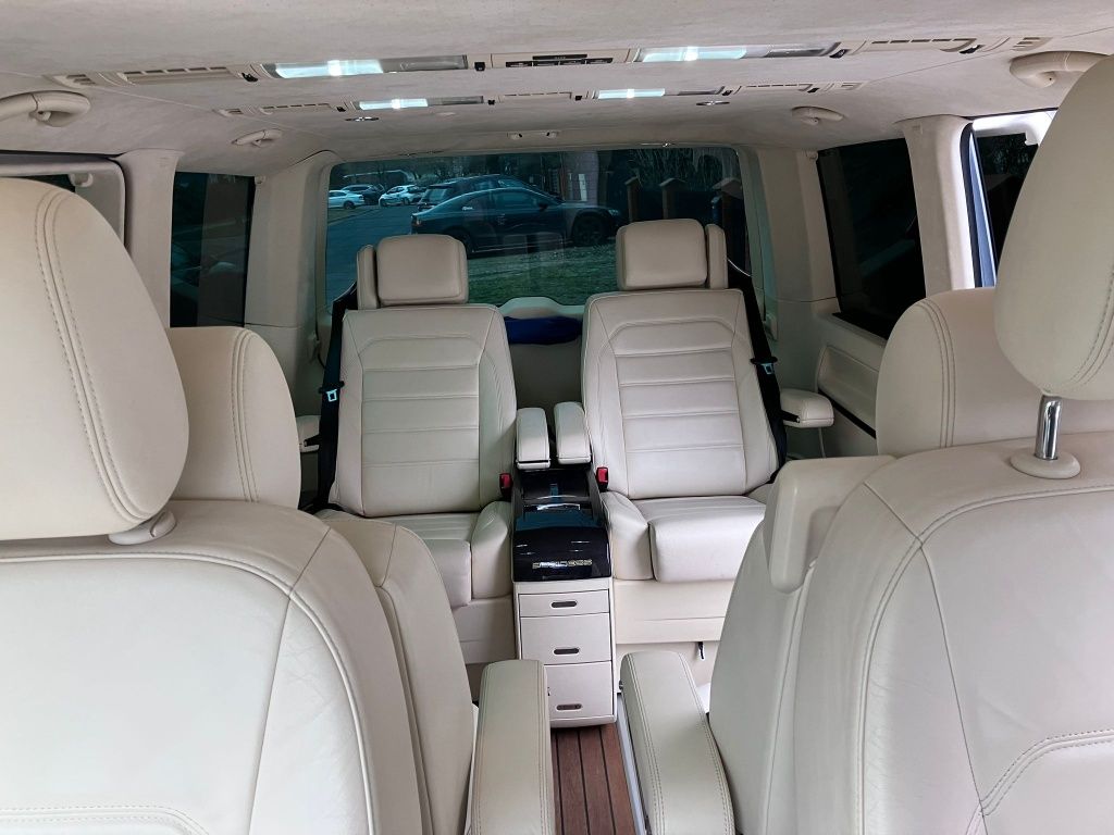 VW CARAVELLE  9,8,7os. LONG VW Multivan automat /aktywny tempomat