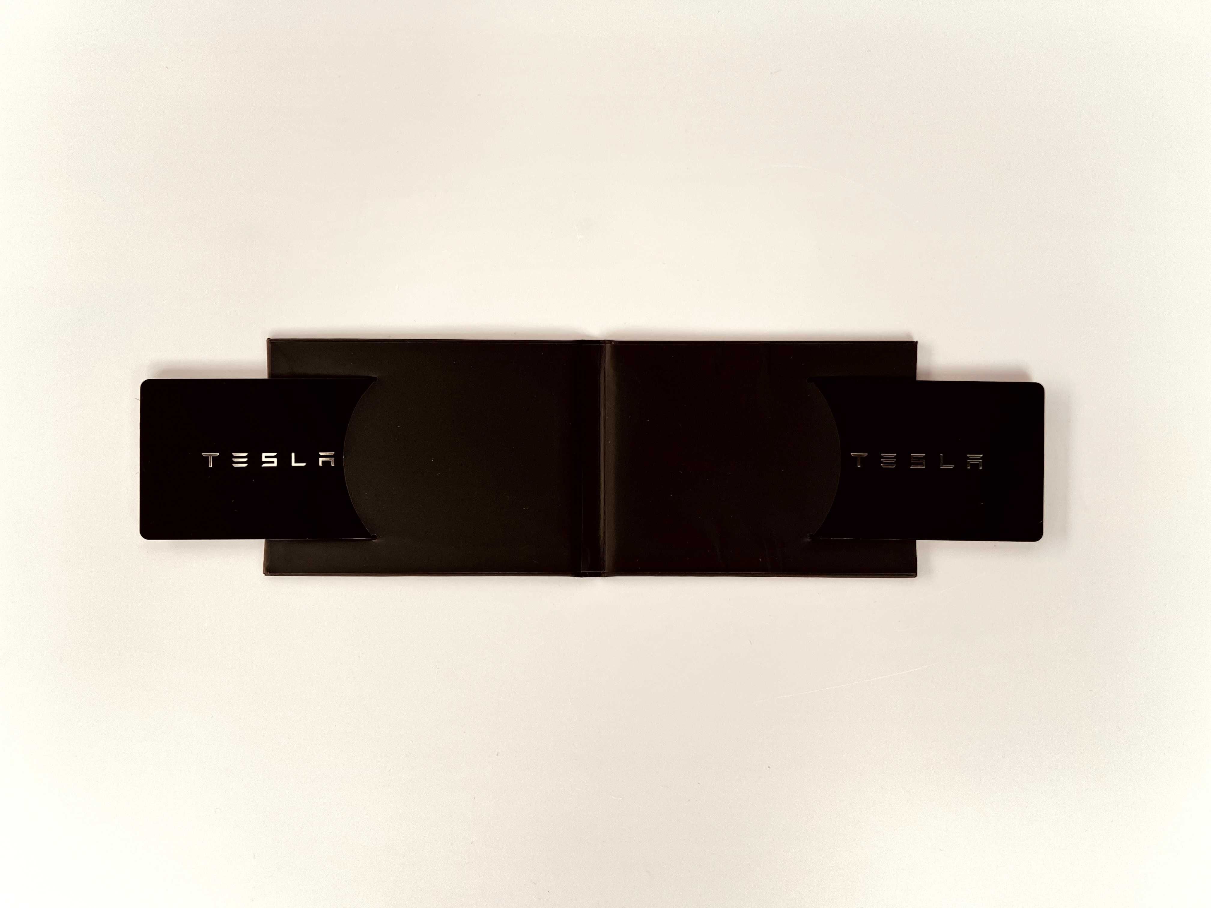 КЛЮЧ-КАРТА Tesla Key Card для Model 3/Y/S/X