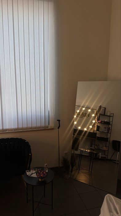 Аренда зеркало бровист визажист рабочее место