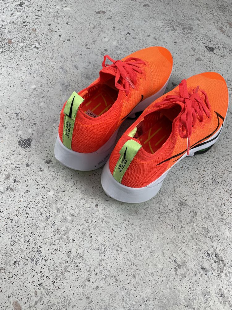 Nike air zoom tempo next flyknit orange чоловічі кросовки оригінал