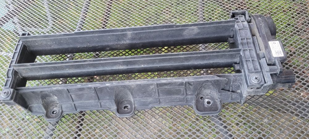 Hyundai tucson żaluzja kierownica powietrza prawa