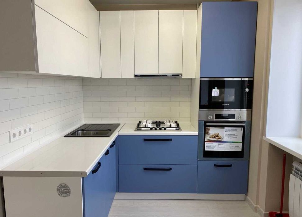 Сучасні кухні на замовлення, Шафи-Купе, Гардеробні.