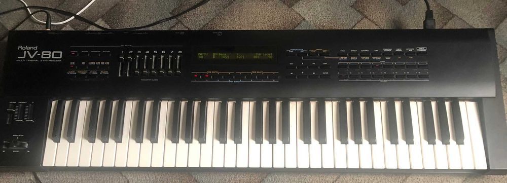 Roland JV-80 syntezator keyboard - uszkodzony