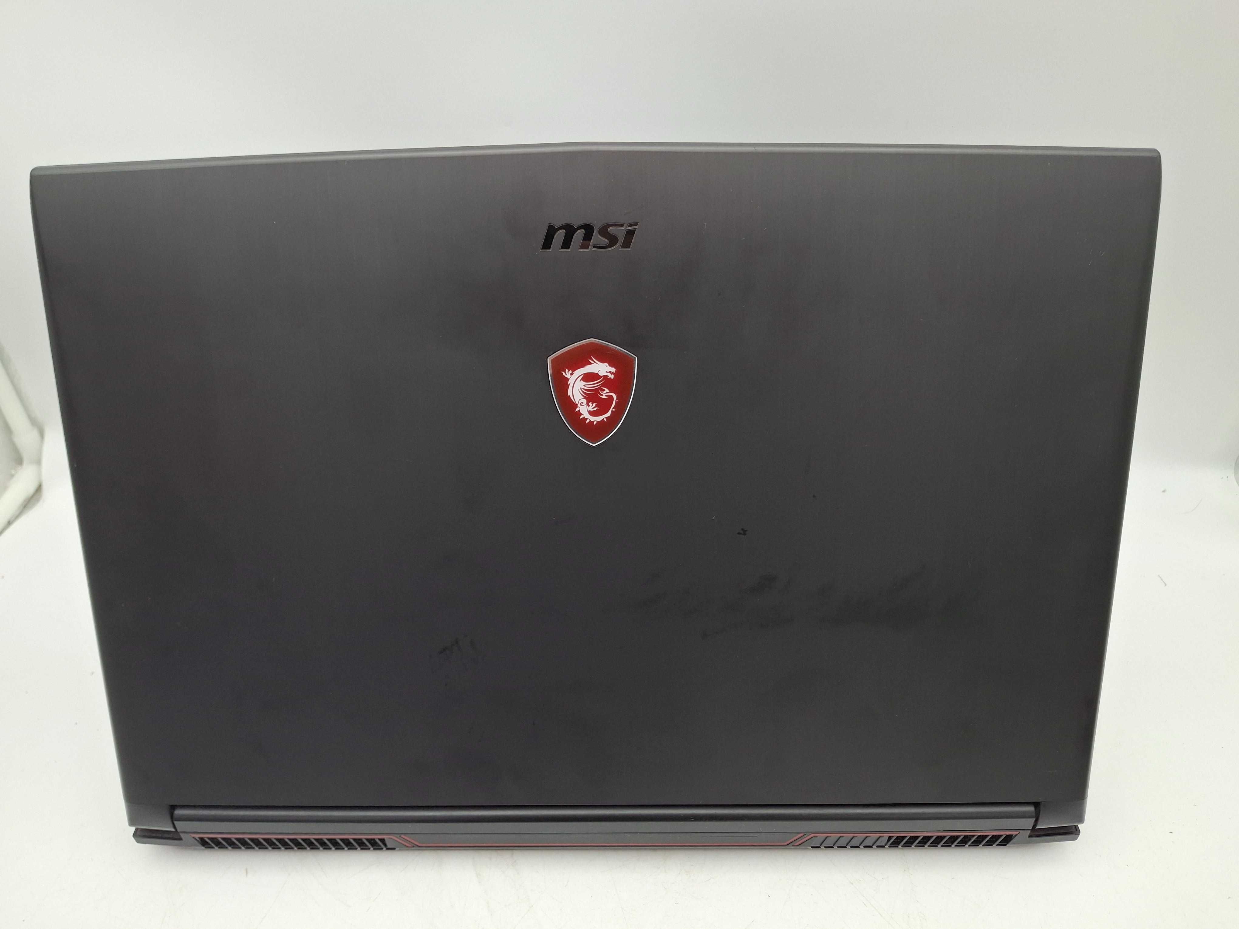 Laptop MSI MS-1799 8 GB RAM 256GB I7-7700 HQ NVIDIA GeForce GTX 1050