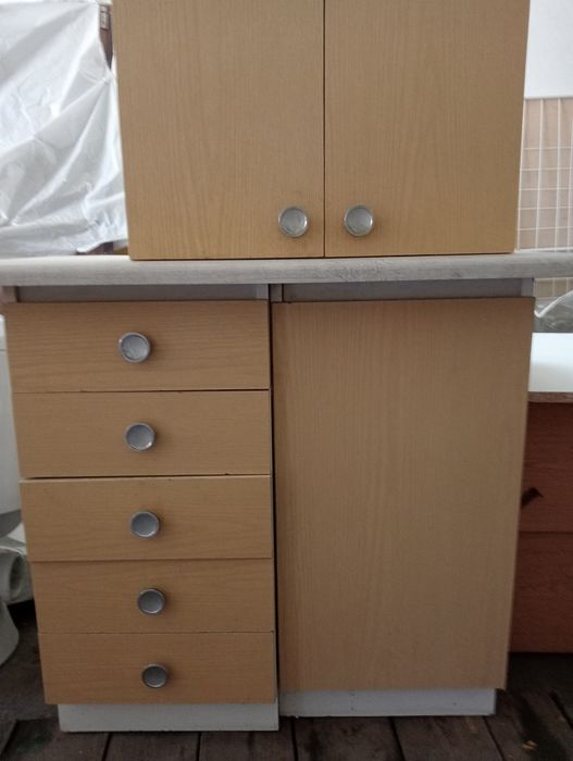 Szafki tanio sprzedam