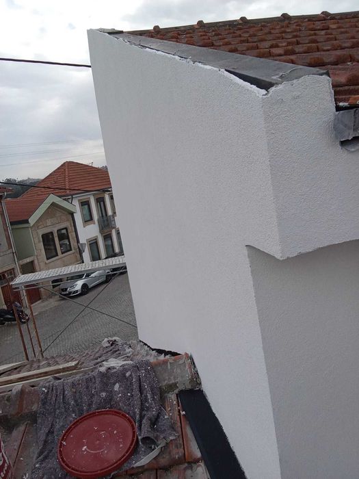 Reparaçao de telhado papel parede barramento pladur -pintura - etc.