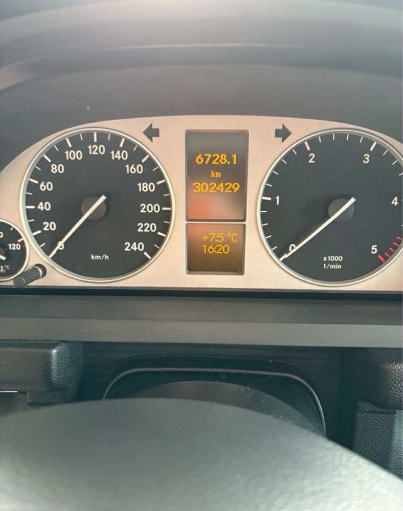 Mercedes - Benz B180 CDI Pilne