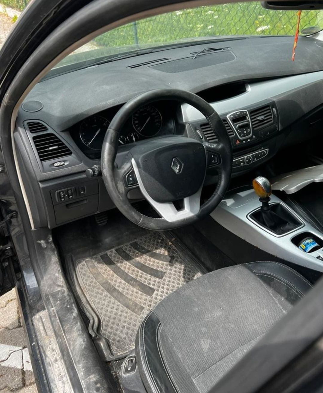 Renault Laguna III 2.0 DCI 150