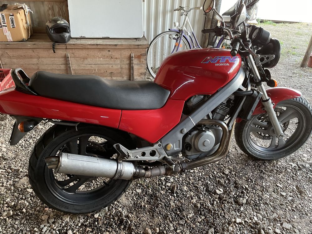 Honda ntv 650cc