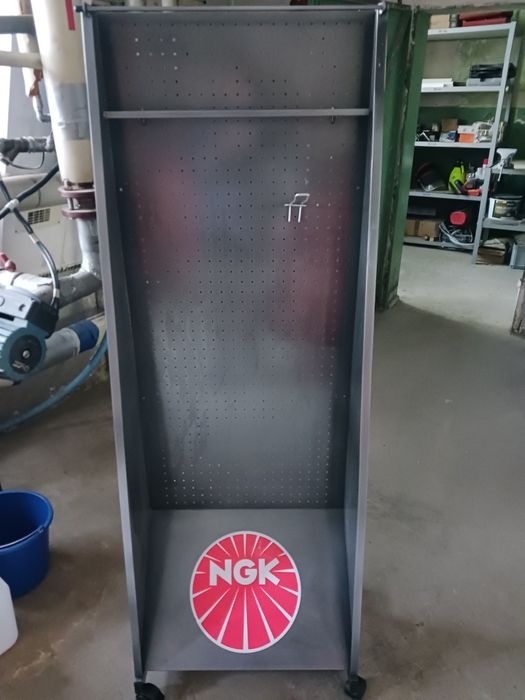 Stojak warsztatowy NGK