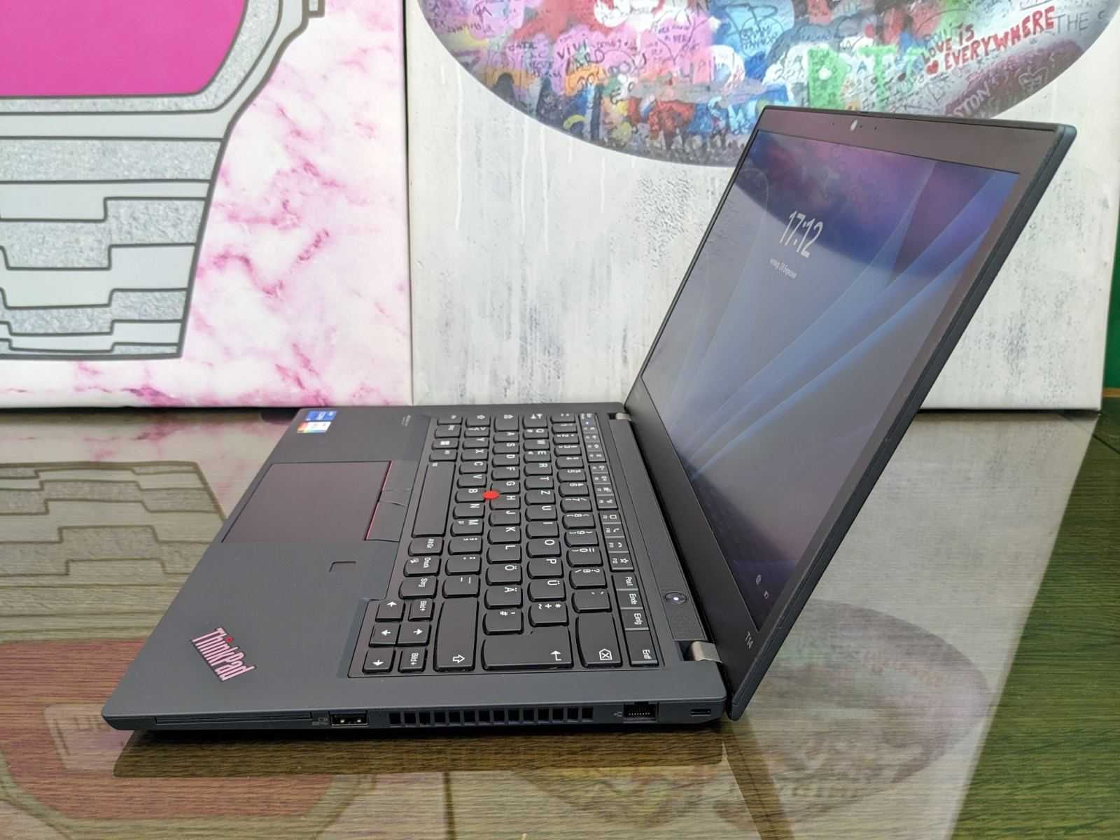 В чудовому стані Lenovo ThinkPad T14 Gen 2 - професійний ноутбук