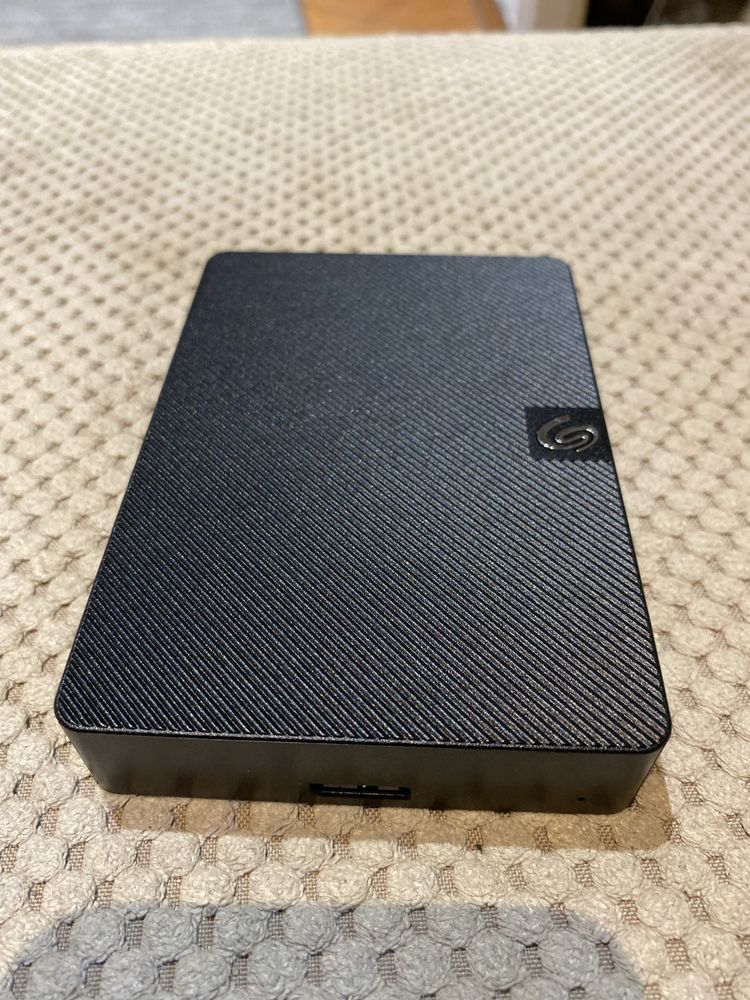 Seagate Expansion Portable 4 TB – USB 3.0 – Stan idealny
