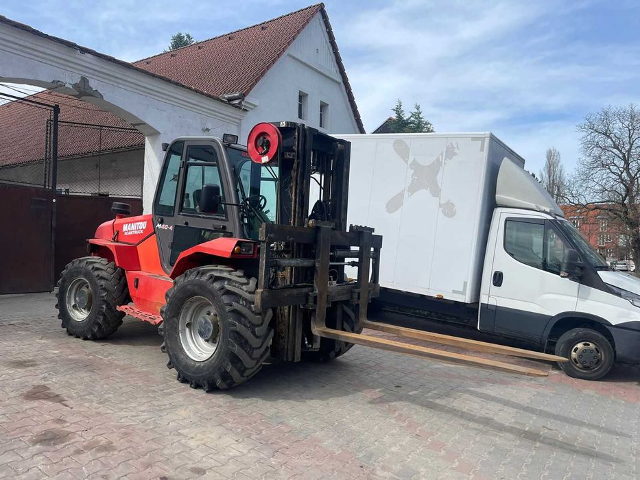 Повнопривідний Навантажувач Manitou M40 4x4 2007року 4т