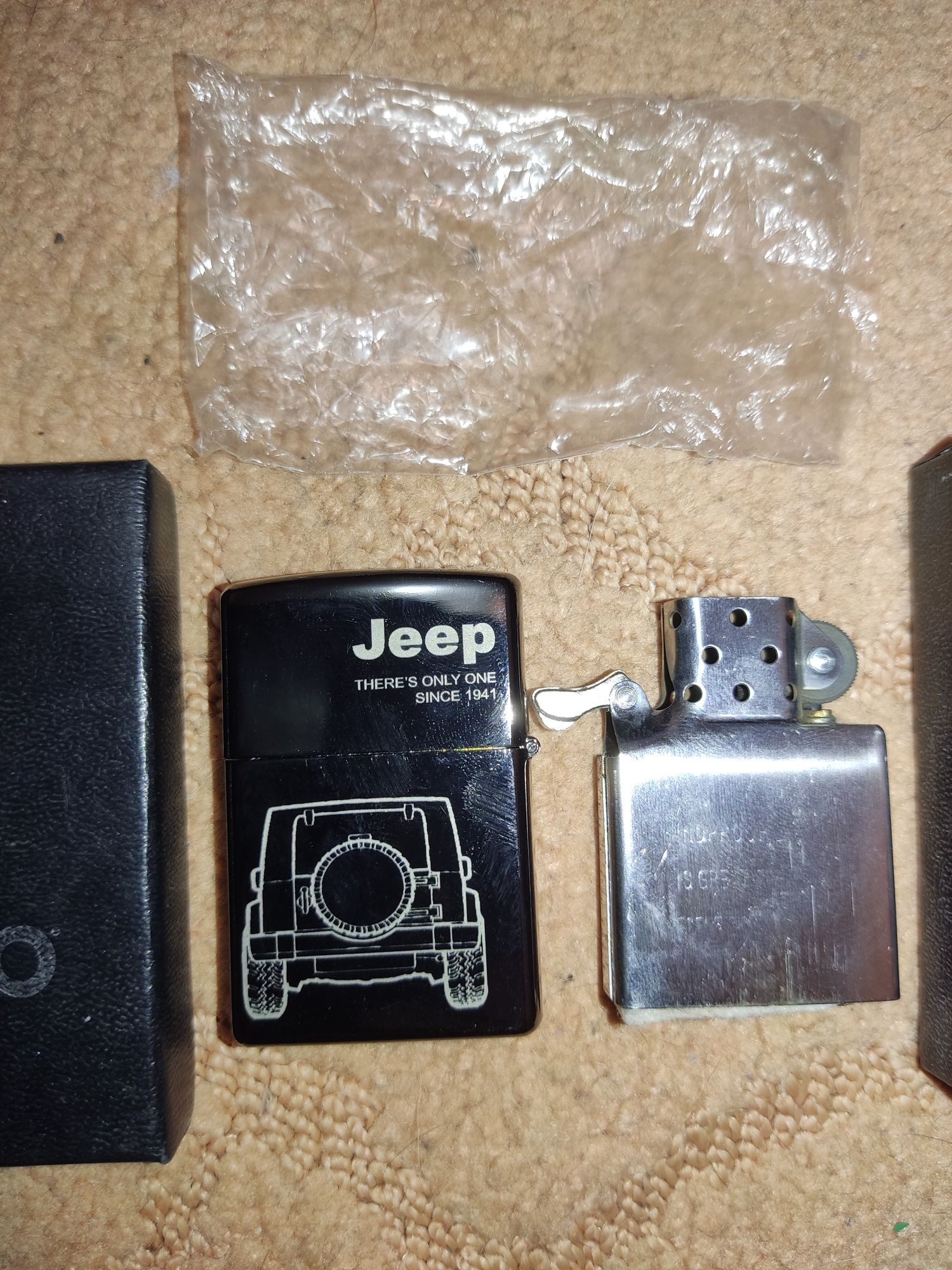 Zippo Jeep  бензиновайа.