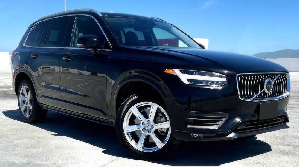 Volvo XC90 T6      2020