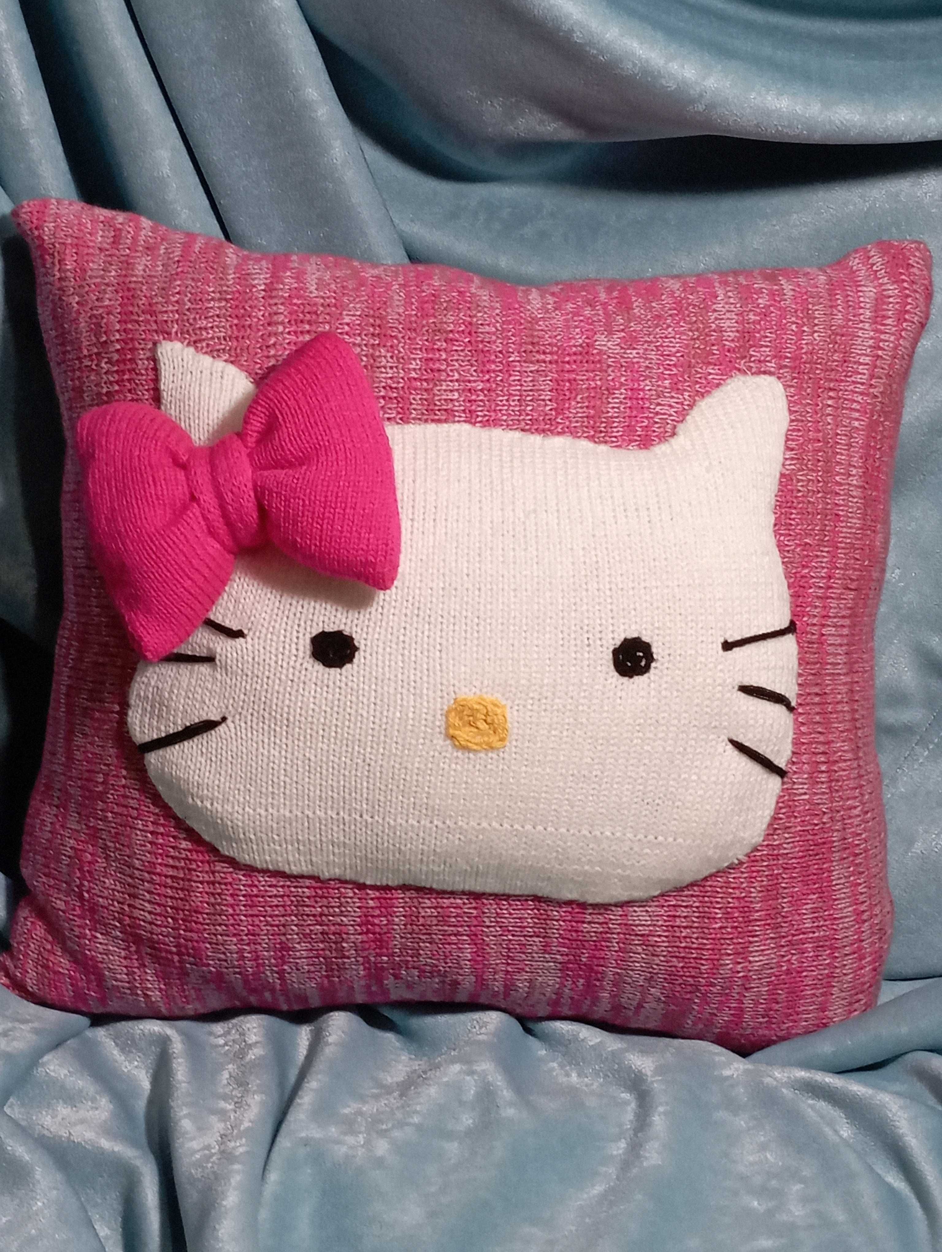 Игрушка подушка Кити