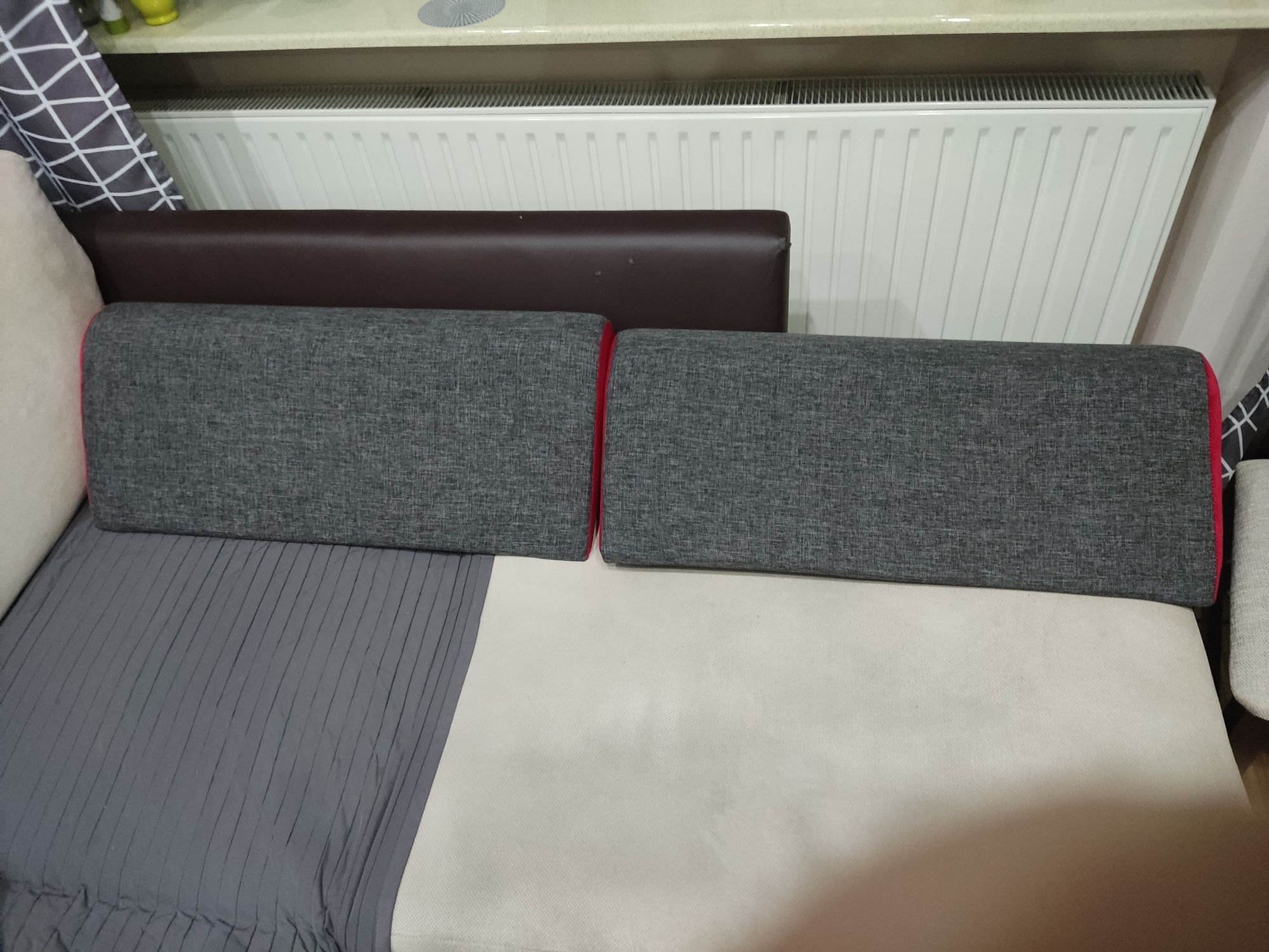 Poduszka do kanapy do podparcia pod plecy szara z czerwonym 2 szt bdb