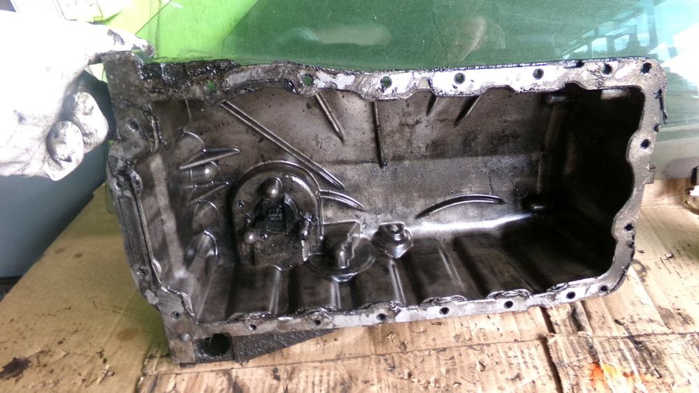 Wrz5 Miska olejowa z czujnikiem volkswagen golf IV 1.9tdi wysyłka