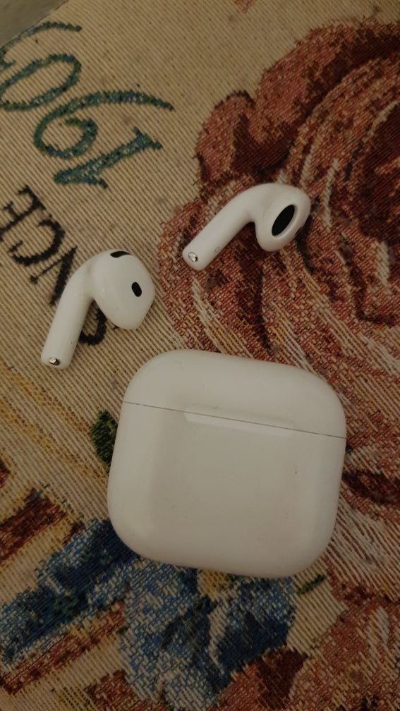 Знайдено AirPods у Білій Церкві