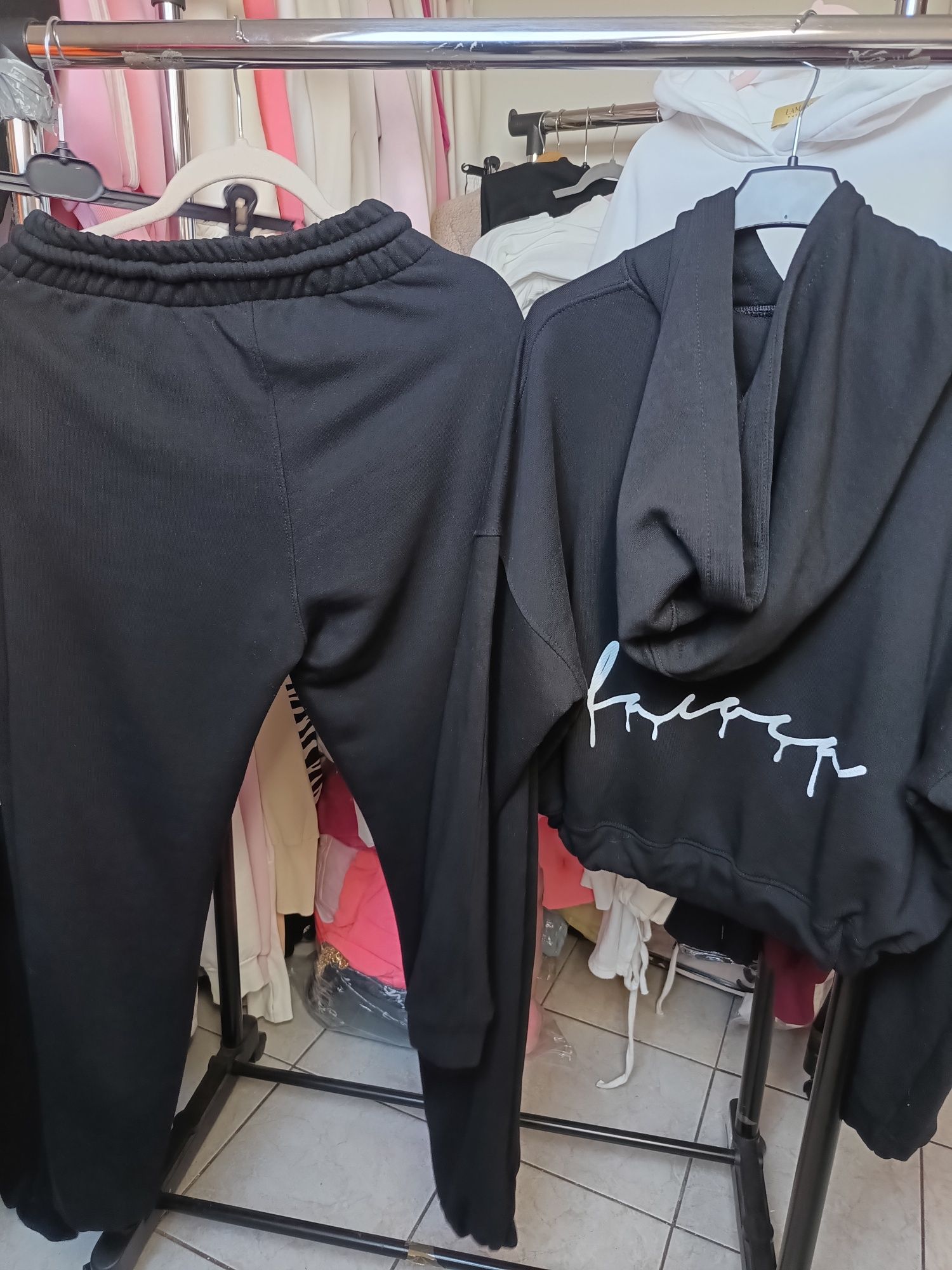Czarny dres La coca