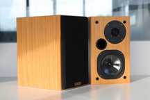 USHER S-520 S520 świetne monitory!