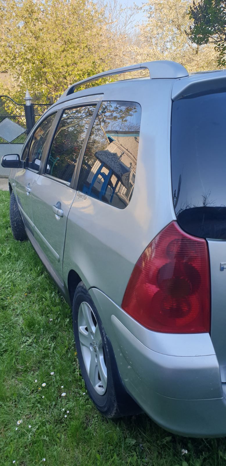 Продам срочно PEUGEOT 307 sw 2002г.