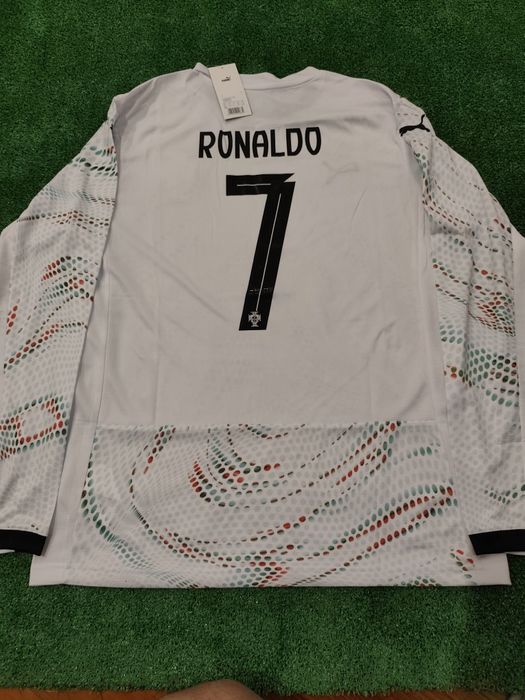 Camisola Portugal manga comprida - Ronaldo