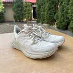 Hoka Clifton 8 білі