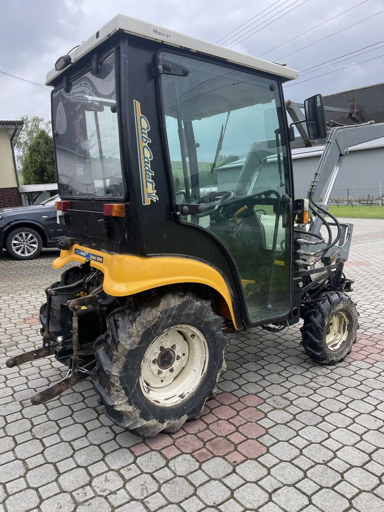 Traktor cub cadet 6000 4x4