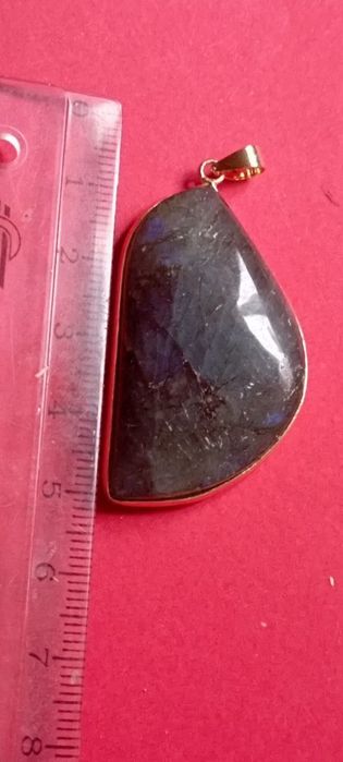 Кулон с натуральным камнем Лабрадор