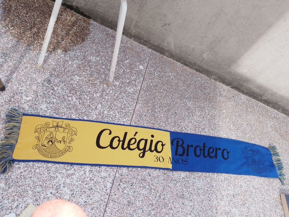 Caschool colégio Brotero 30 anos impecável - 15E - Relogio 2E.Desde 2E