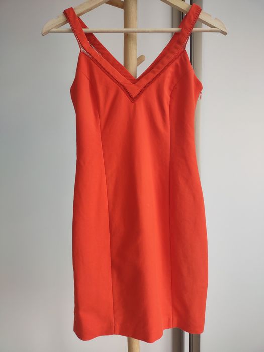 Pomarańczowa krótka mini sukienka na ramiączkach dekolt sexy wesele S