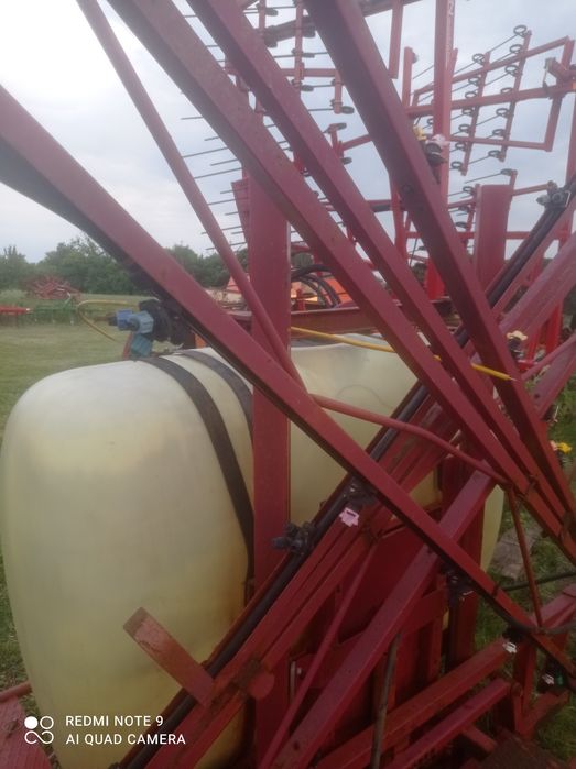 Оприскувач навісний