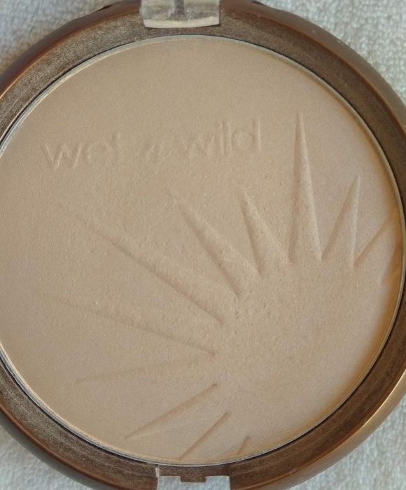 Wet N' Wild - Pó bronzeador Color Icon SPF15 - E7431: Reserve Your Cab