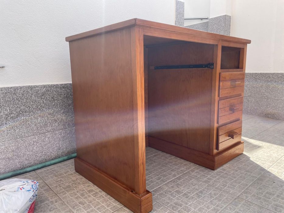 Conjunto de secretaria e móvel