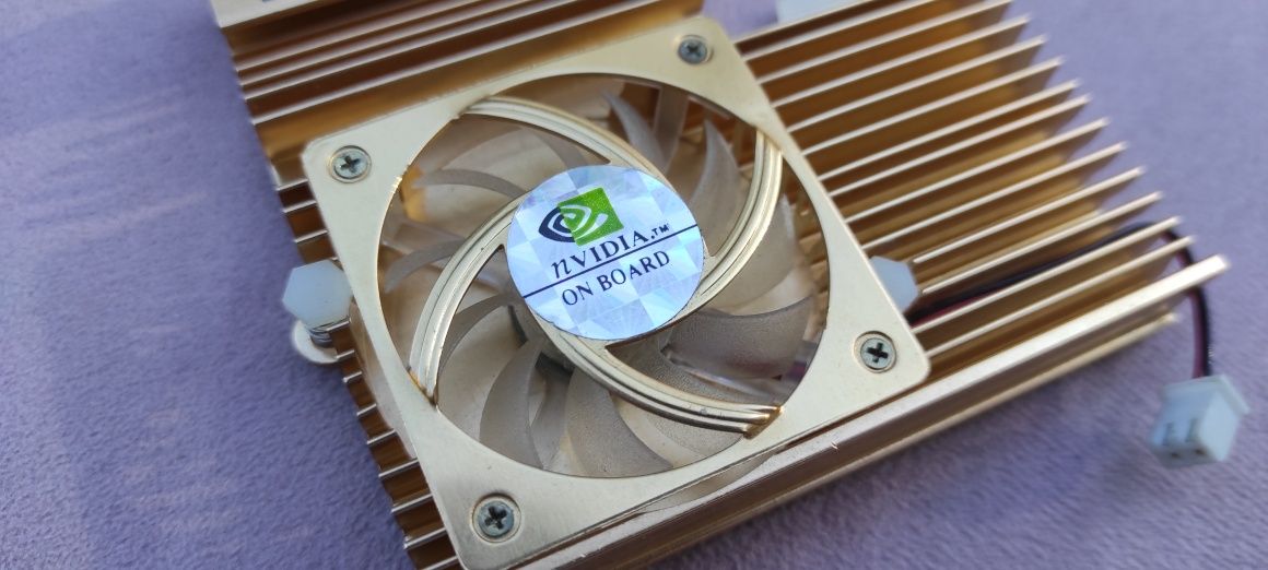 Nowy radiator z wentylatorem do kart graficznych Nvidia Radeon ATI