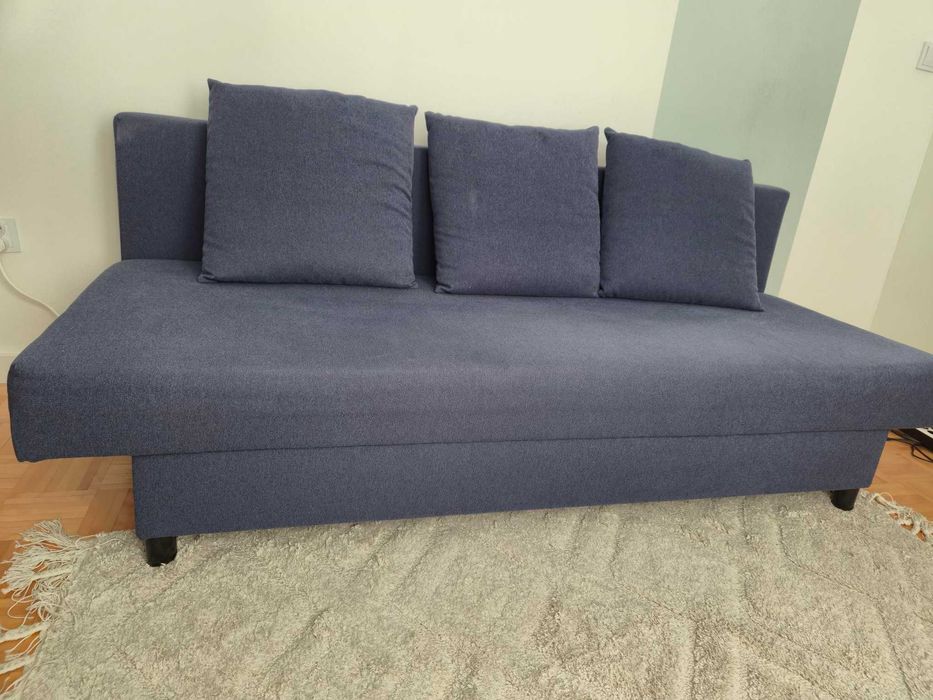 Kanapa w bardzo dobrym stanie