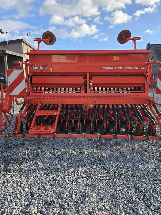 Agregat uprawowo-siewny talerzowy KUHN COMBILINER INTEGRA G II 3m "