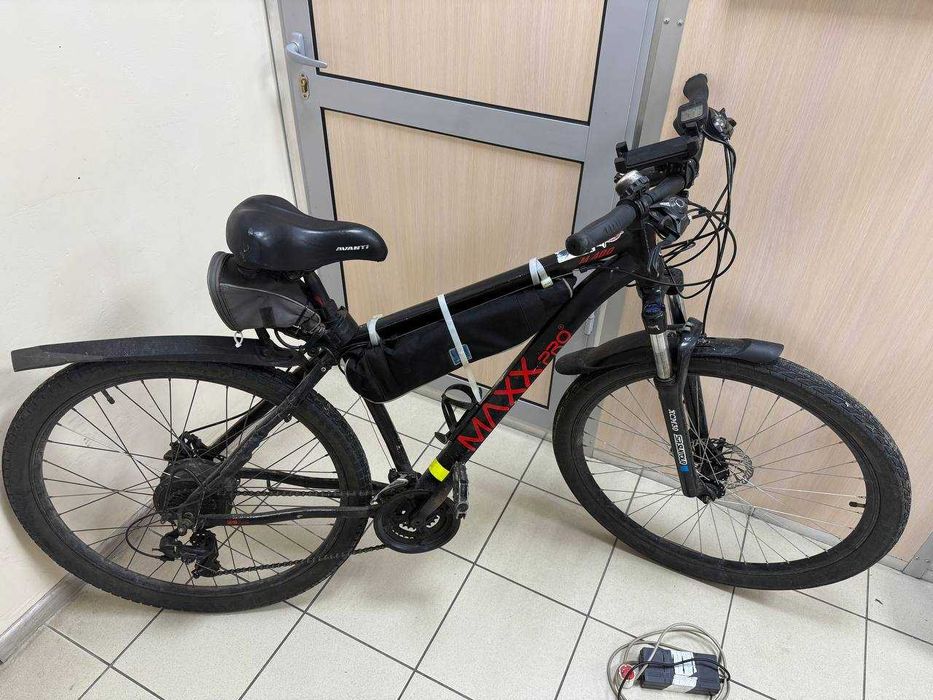 Електровелосипед MAXX Pro M400